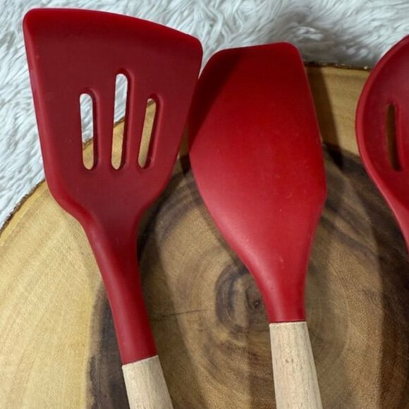 NWOT 4pc Red Silicone and Wood Cooking Utensils Spatulas and Spoons Set - Picture 2 of 11